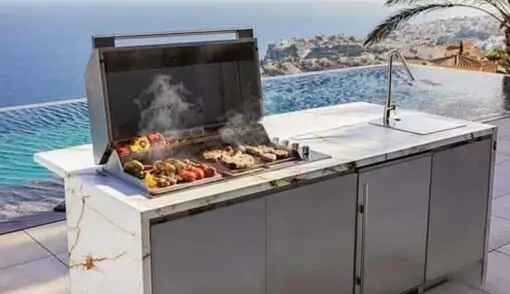 sleek-aventura-bar-professional-custom-modern-luxury-outdoor-kitchen-bbq-grill-316-stainless-calcutta-marble-510x294