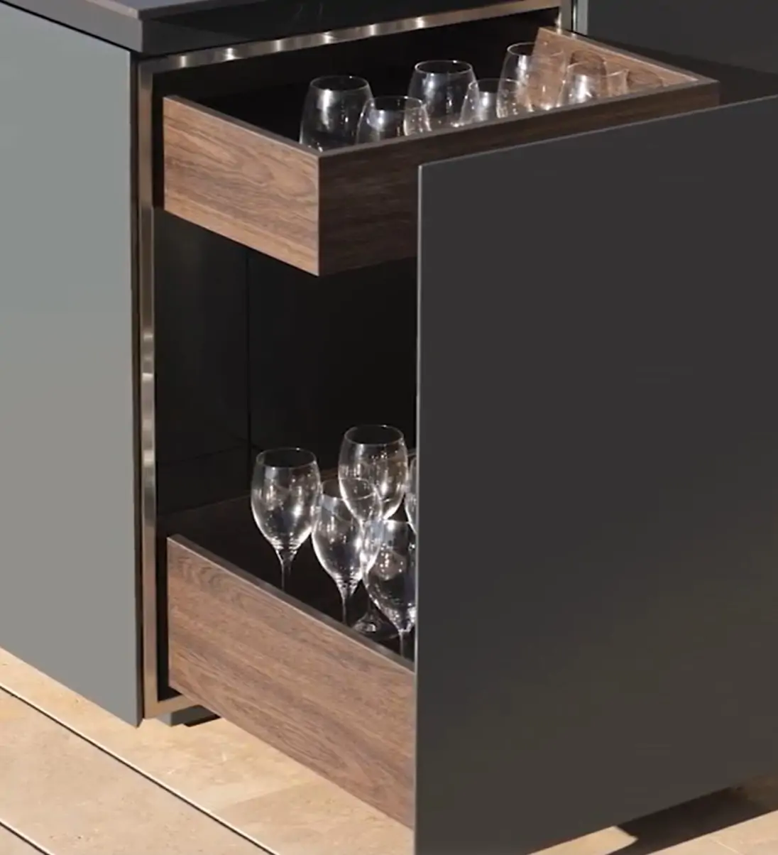 sleek-aventura-black-modern-outdoor-pro-drawer-storage-top-best-grill-kitchen-design-award-european-miami-palm-beach-florida-california-la-oc-beverly-hills-malibu