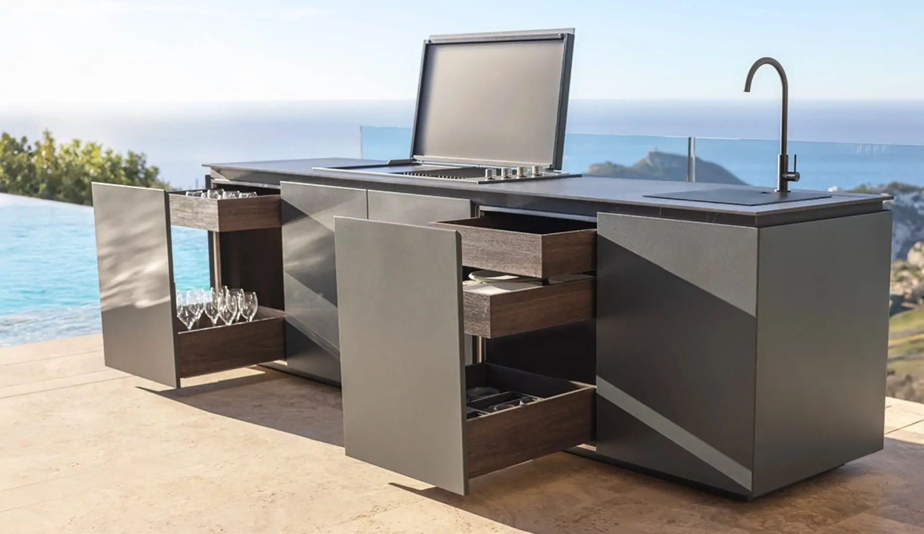 sleek-aventura-pro-drawer-storage-black-modern-outdoor-luxury-grill-kitchen-design-award-european-miami-jupiter-florida-california-la-oc-beverly-hills