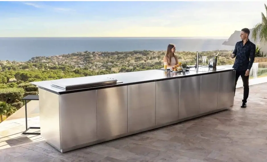sleek-aventura-professional-custom-modern-luxury-outdoor-kitchen-bbq-grill-316-stone-1